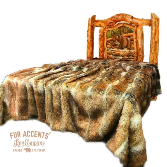 Plush  Faux Fur Throw Blanket, Soft, Reddish Brown Fox, Luxury Fur, Beautiful , Softest Minky Cuddle Fur Lining, Hand Made,y Fur Accents USA