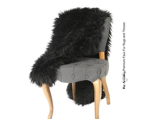 Plush  Faux Fur Throw Blanket, Soft Llama Sheepskin Shag Black Bedspread - Luxury Fur - Minky Cuddle Fur Lining Fur Accents USA