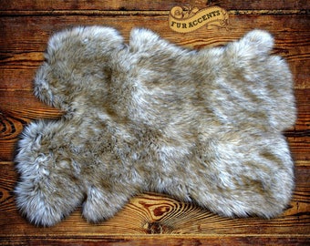 Plush Faux Fur Area Rug – Shaggy Sheepskin Pelt Design