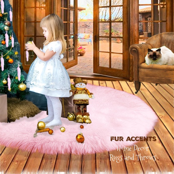 Classic Faux Fur Christmas Tree Skirt - Shaggy Shag Faux Sheepskin Pelt - Round with Slit - Choose Color and Size - by Fur Accents - USA