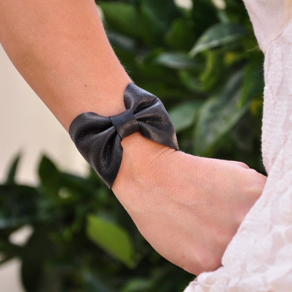 Black Leather Bow Bracelet Cuff