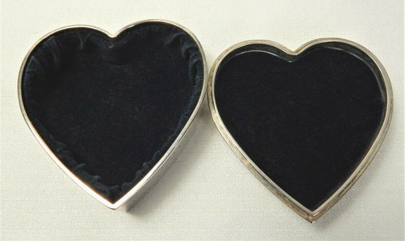 Vintage Heart Shaped Jewelry Box Silver Tone and … - image 6