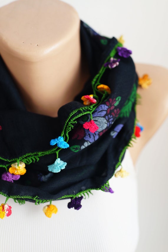 Hand painted antique turkish Oya hair scarf, vale… - image 1