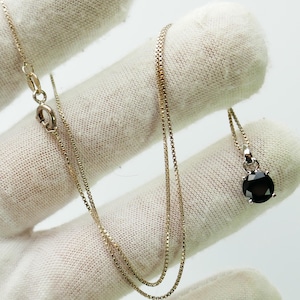 925 Sterling Silver black color stone round Pendant delicate + box chain 16&#39;&#39; Vintage