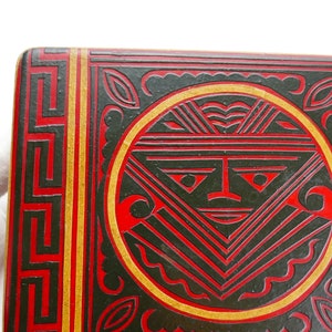 Vintage houten intrekbare opvouwbare sigarettendoosdispenser van hout