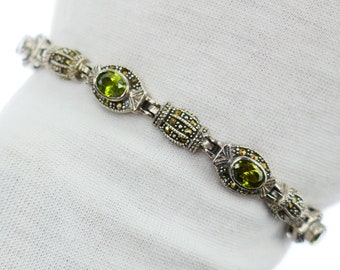 Vintage Art Deco Marcasite Oval Green stone bracelet 925 silver Sterling Vintage Chain Link