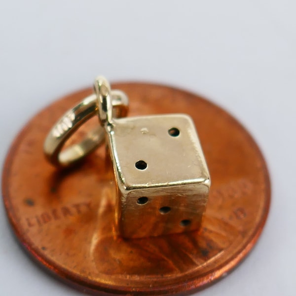 Vintage 3D Gold Dice Charm Pendant 10K yellow gold small minimalist - Solid Gold - Fine Jewelry