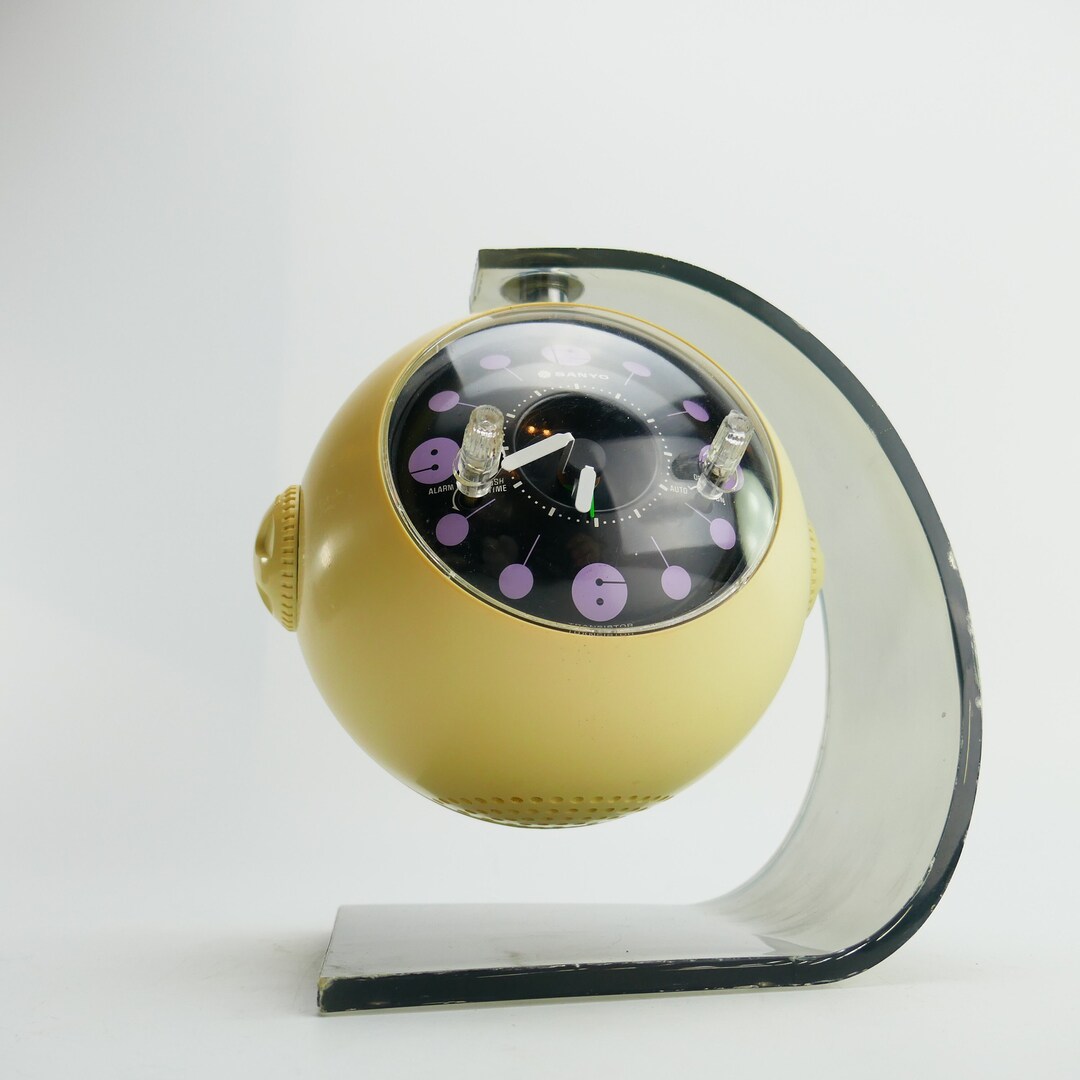 Rare Vintage Sanyo Alarm Clock Radio Mid Century Retro Space Etsy