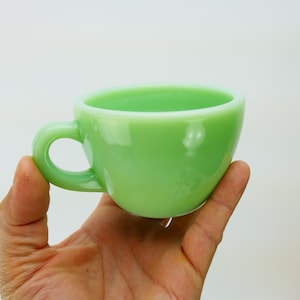 Vintage C handle coffee mug cup Restaurant Fire King Jadeite jade fireking milk glass Oven Ware Mug Heavy jadite