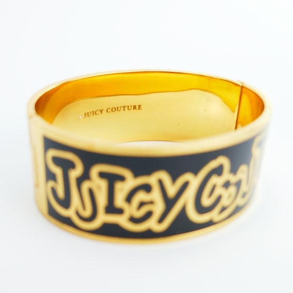 Buy Juicy Couture Paradise Pre Made Charm Bracelet Gold In Gold | 6thStreet  Qatar
