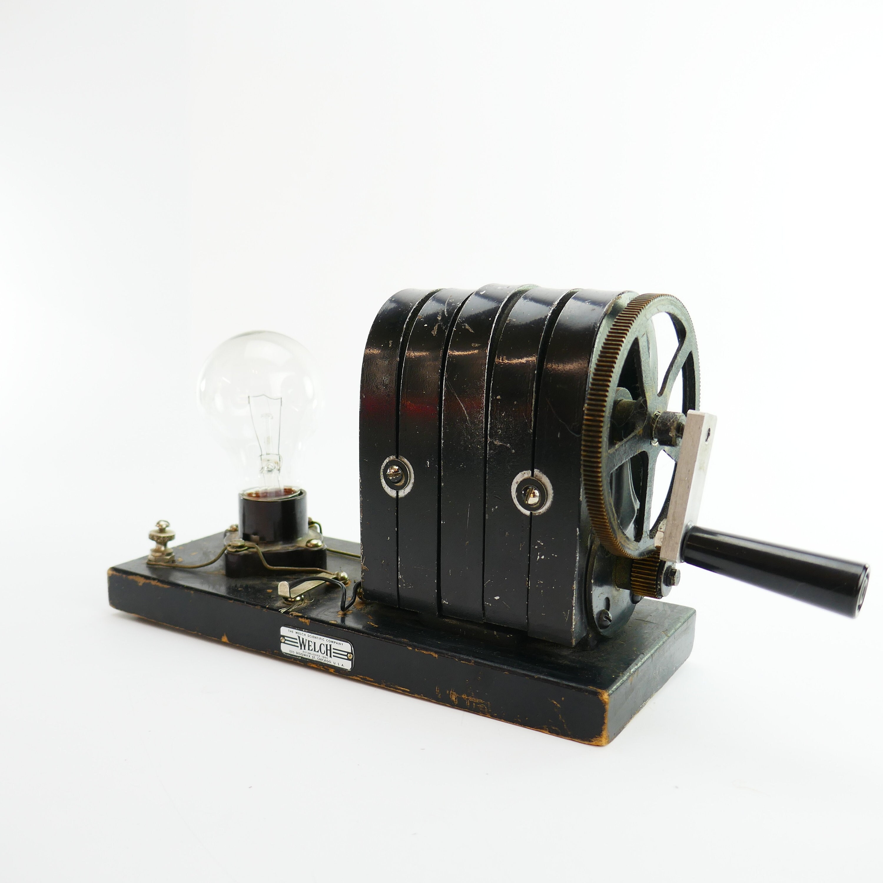 Crank Generator & Lightbulb