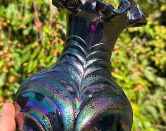 Vase draperie vintage FENTON en verre irisé bleu électrique/violet