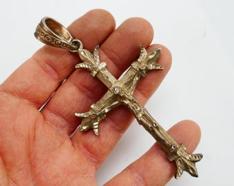 Colgante católico grande de plata de ley con cruz religiosa vintage