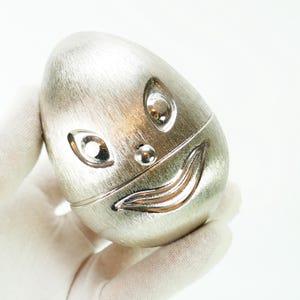 Vintage Napier Egg Bank Silver Tone Metal Humpty Dumpty Coin Bank rocking
