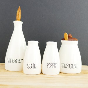Salt and pepper shakers Mustard jar Vinegar dispenser Japan Pot container minimalist