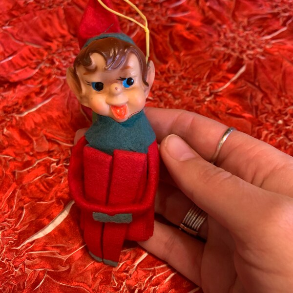 Vintage Pixie Knee Hugger Elf Green & Red Christmas Felt Ornaments Blue eyes
