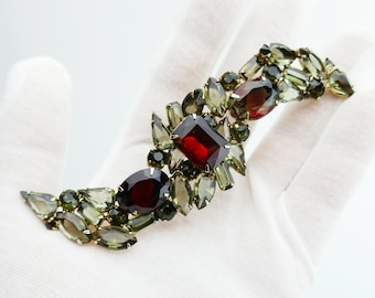 Vintage rhinestones Brooch Red Dark Smoke Costume Jewelry Gold tone Juliana