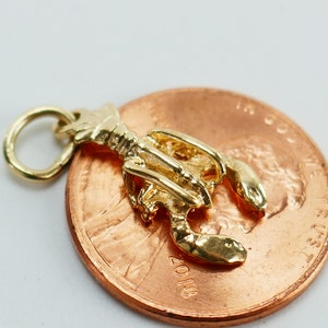 Vintage 3D Gold Lobster Charm Pendant 10K yellow gold small minimalist - Solid Gold - Fine Jewelry