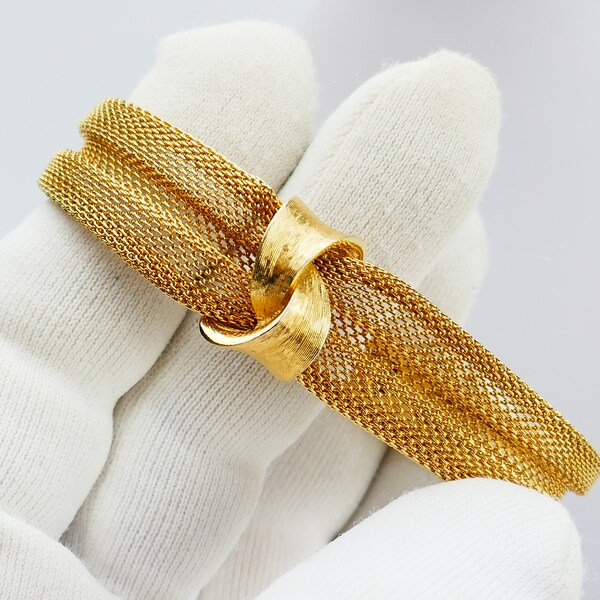 Vintage 1970s - Marcel Boucher Gold Tone Bracelet 9181b