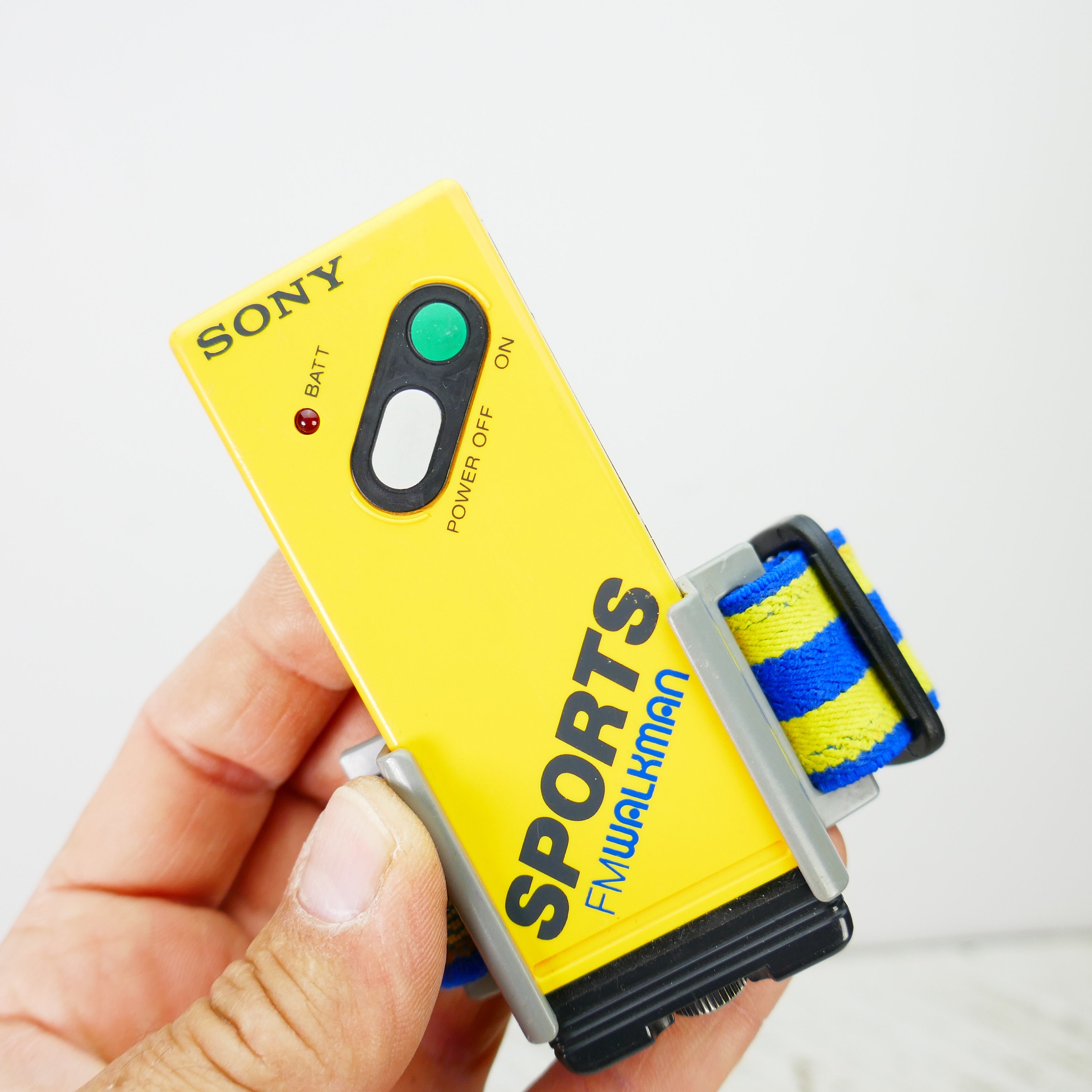 Sony SRF-6 Sports FM Walkman Tested & Working Retro Vintage 1980