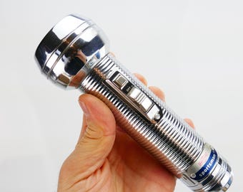 Linterna vintage para camping Ray O Vac Sportsman de 7 pulgadas.