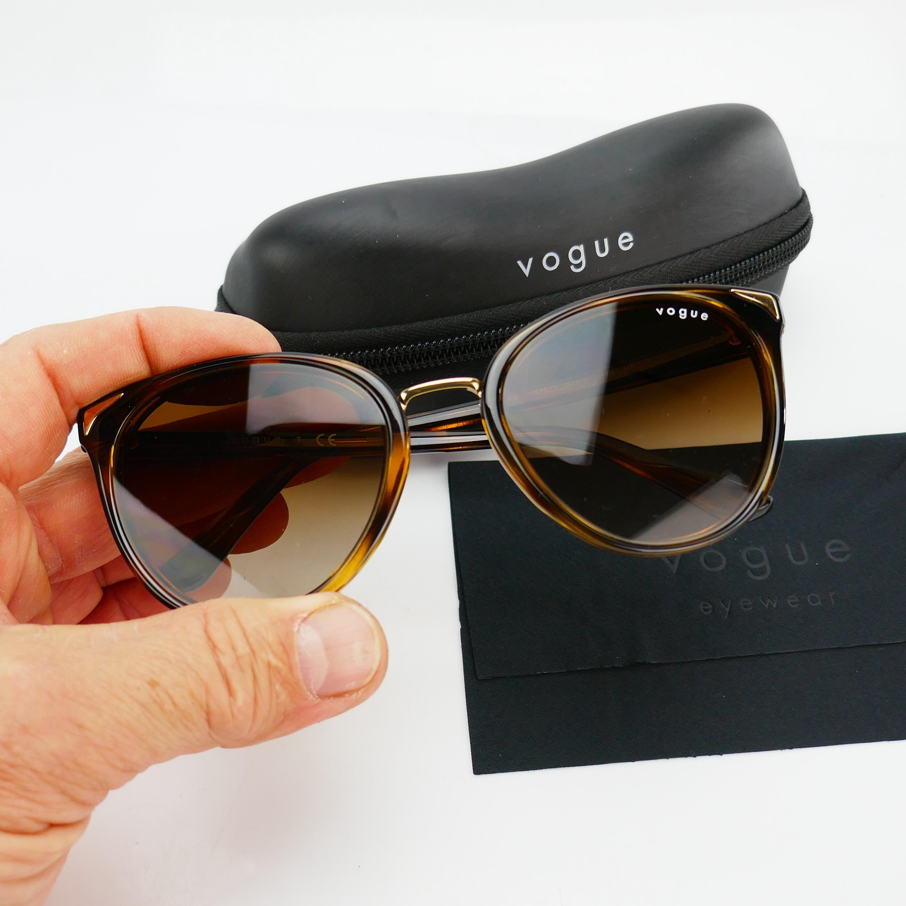 Vintage Vogue Sunglasses Plus Case W65613 V05230s - Etsy