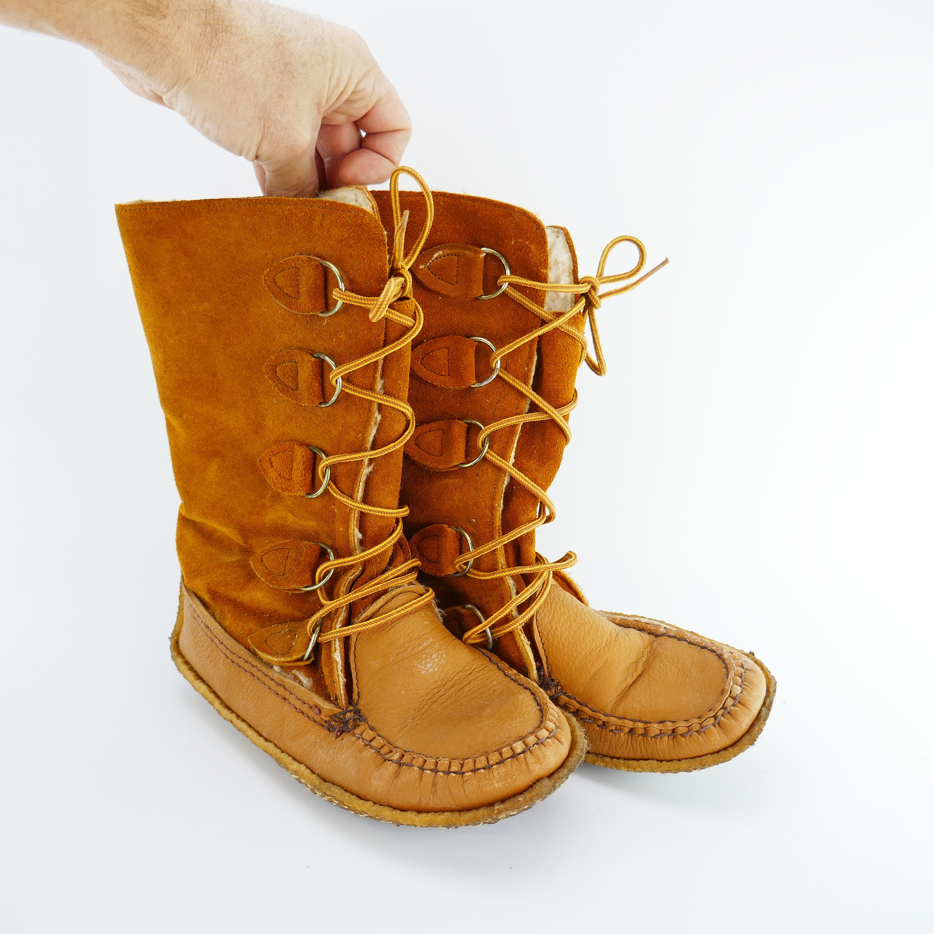 Moccasin snow boots hotsell
