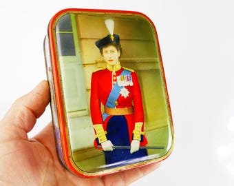 Rainha Elizabeth II Princesa de Lata Elizabeth Sharps da década de 1950