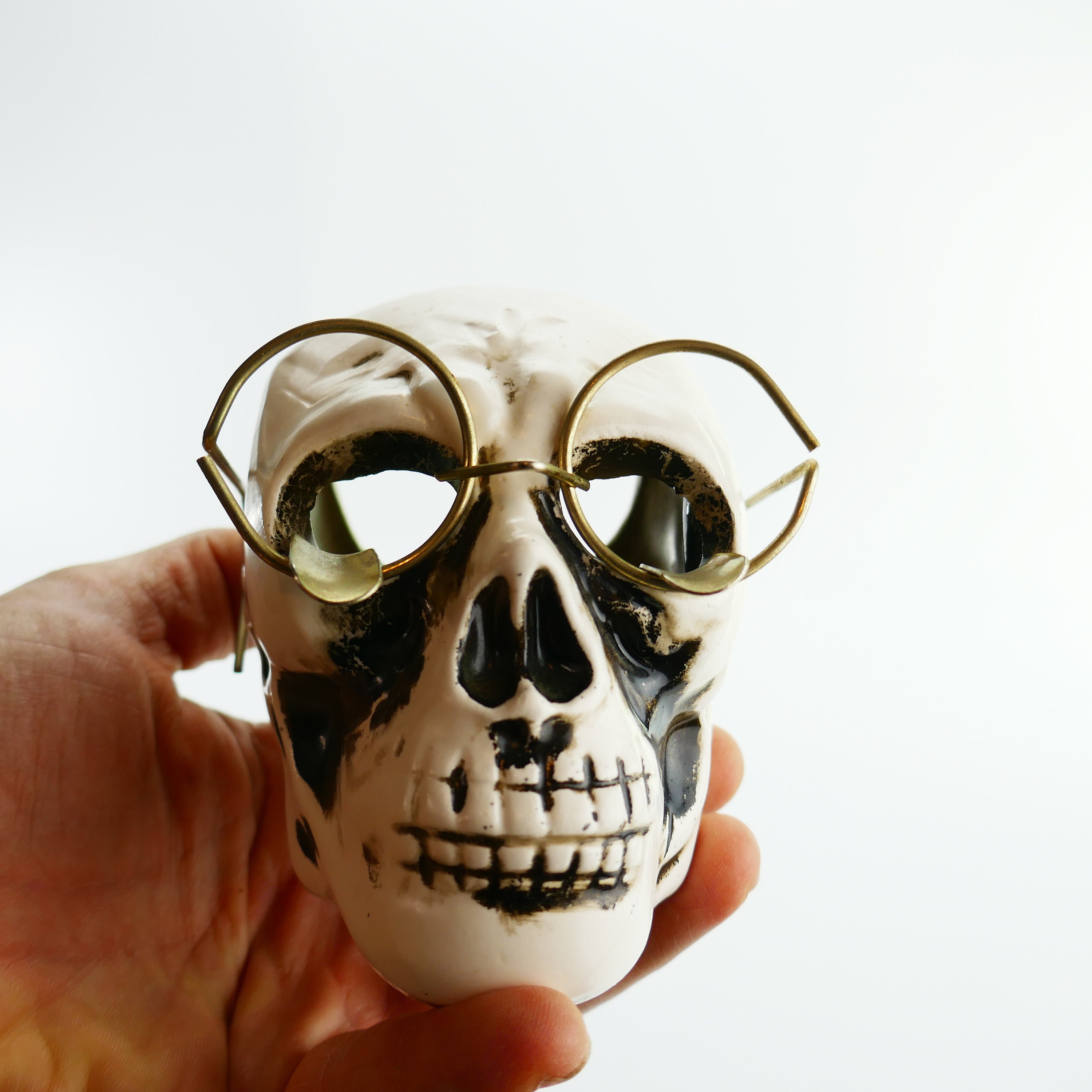 Vintage Japan Ceramic Halloween Skull Ashtray Cigarette Holding