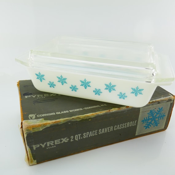 IN BOX Vintage 2 QT 575 Pyrex Snowflake Fridge Dish Turquoise
