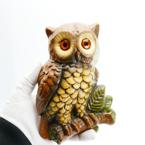 Vintage Chalkware owl Wall Decor kitschy cute big orange eyes wall pocket Nature