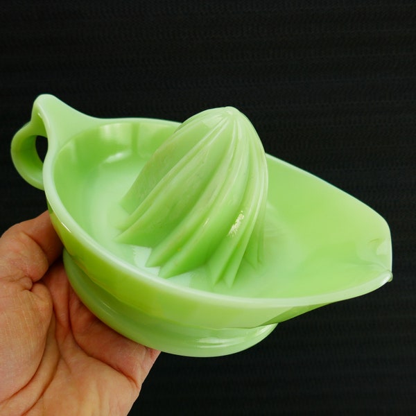 Vintage Juicer Juice Reamer Squeezer Uranium Green Depression Glass Lemon Jadeite Citrus Jeannette GLOWS