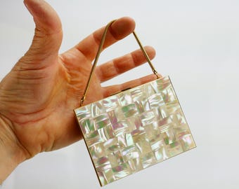 Lápiz labial compacto vintage, monedero tipo minaudière, estuche de tocador, peineta de nácar tono dorado