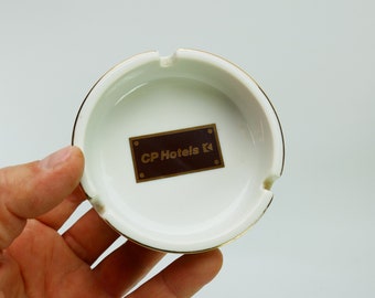 Cendrier vintage en porcelaine blanche CP Hotels Train à collectionner