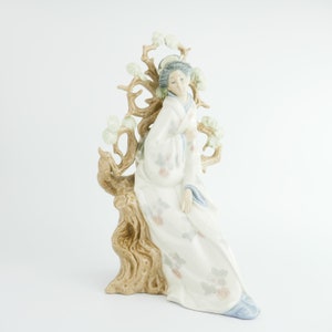 Scultura in porcellana vintage Lladro Geisha 12 pollici Spagna