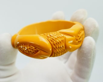 Bracelet jonc vintage en bakélite sculpté jaune beige Bracelet géométrique à pois sculptés