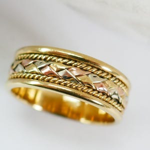 Vintage 10K dreifarbige Gold geflochtene Bandring Größe 6 1/4 uns 6 mm geätzt solides Gold
