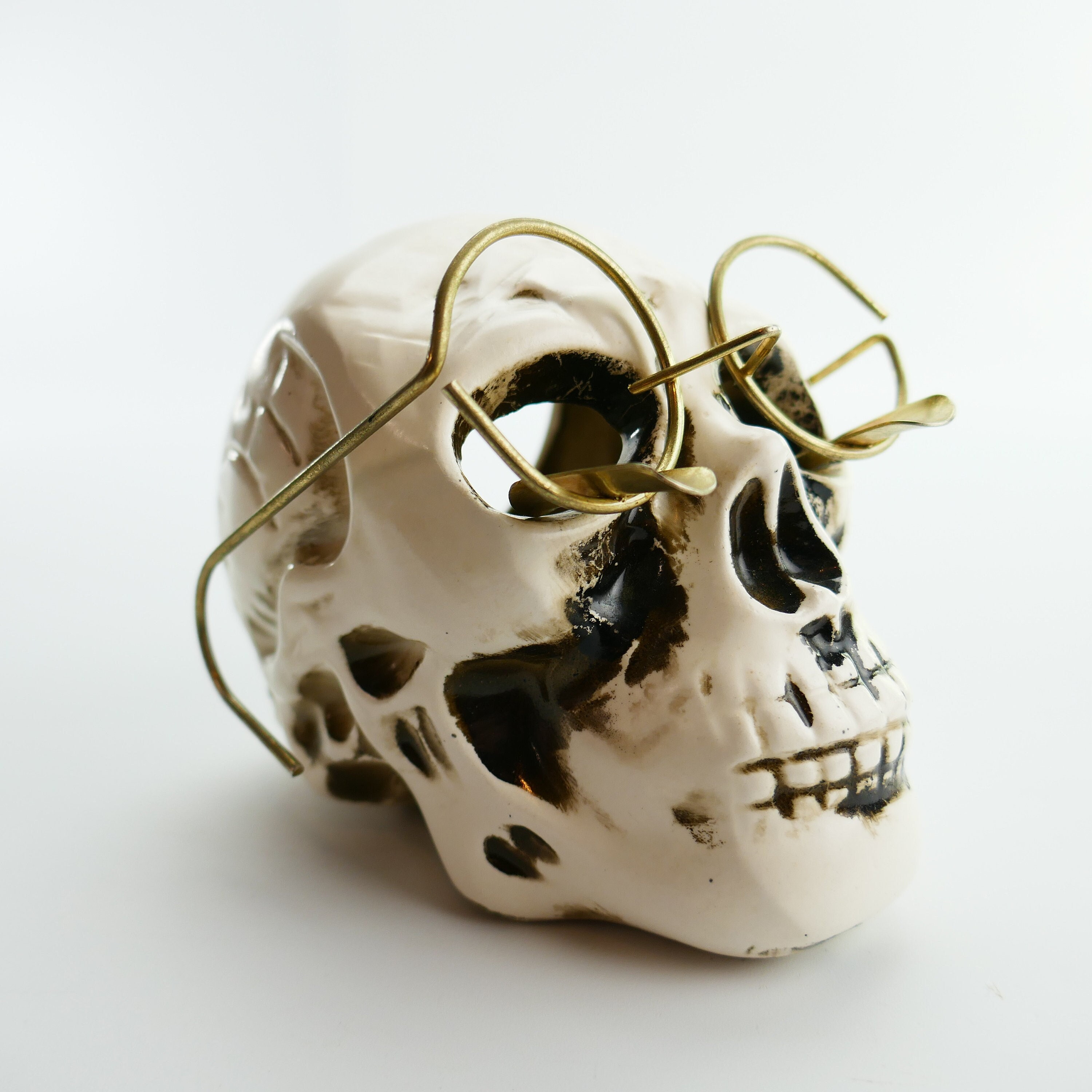 Vintage Japan Ceramic Halloween Skull Ashtray Cigarette Holding