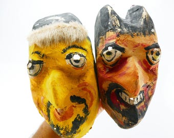 2 anciens masques vintage en papier mâché Halloween diable monstre Fiesta carnaval décoration
