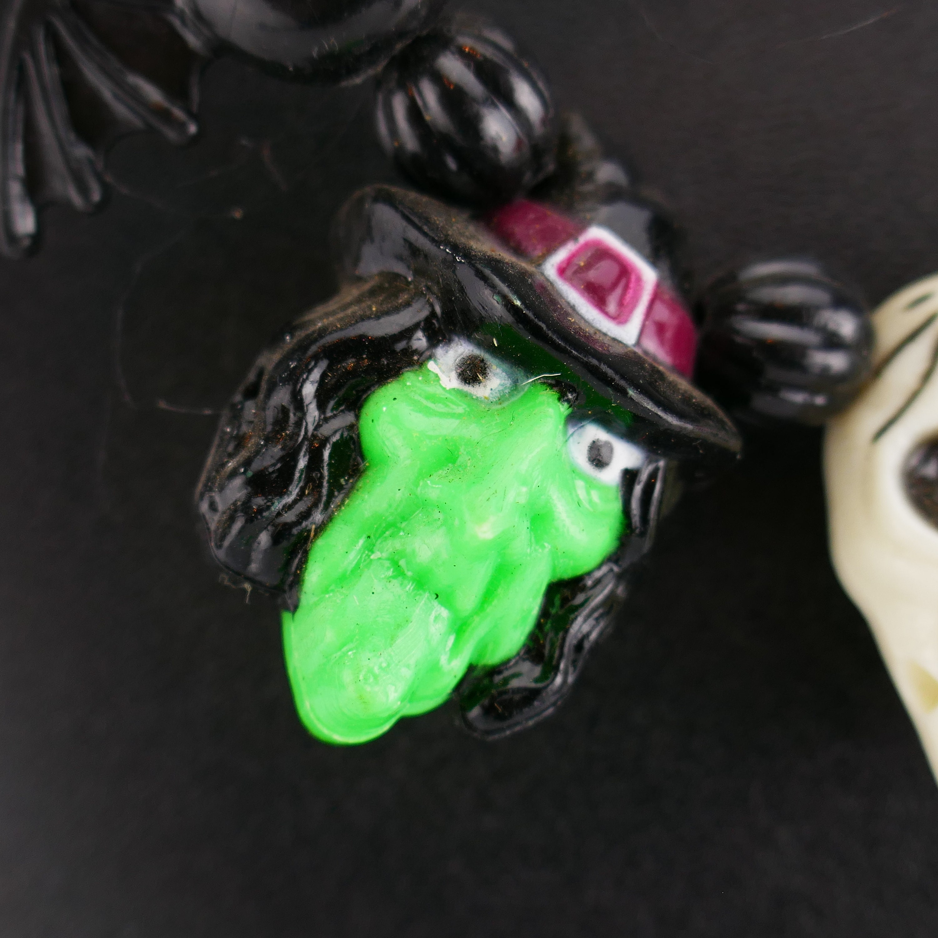 Vintage Awesome Halloween Plastic Necklace Skull Pumpkin Witch Bats