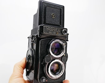 ヤシカ ヤシカフレックス ヴィンテージ二眼レフ中判フィルムカメラ