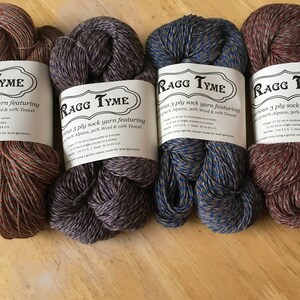 Bernat Super Value Yarn Grey Ragg