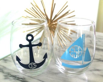 Nautical Monogram Stemless Wine Glass | Sailboat, Anchor or Flamingo | Personalized Gift | Summer Designs