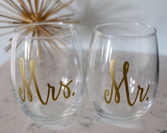 Mr. & Mrs. Stemless Wine Glass | Gift for Wedding | Bridal Shower | Engagement | Newlyweds
