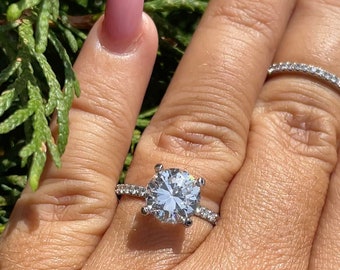2.60 Pave diamond ring 2.30 H vs1 IGI center  SEE VIDEO