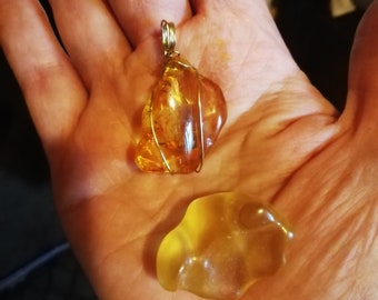 Golden Baltic Amber Amulet pendant and polished Baltic Amber Sacral Chakra set Healing, Energy, love ideal Christmas Yule gift