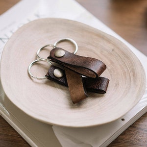 Leather Keychain Strap – Handcrafted Key Fob for Belt or Bag