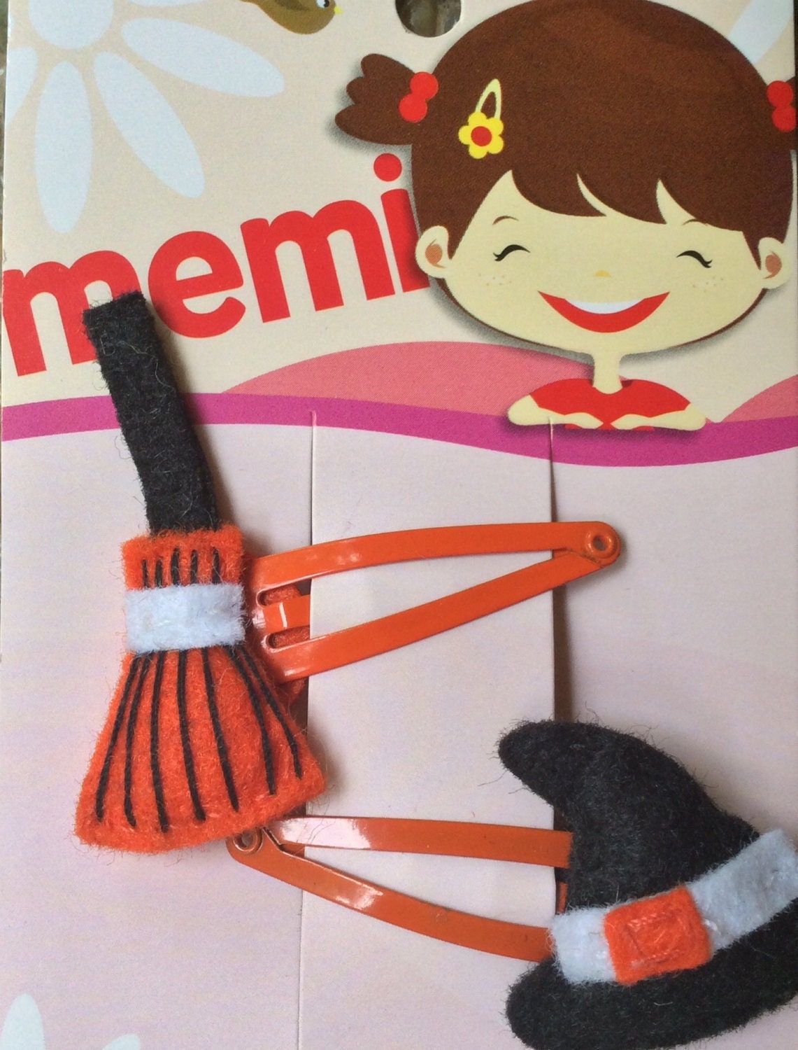 NWT Super Cute Set of 3 Witches Broom Hair Clips 3pcs halloween witch broom hair clips cute wooden side bangs  main image 3