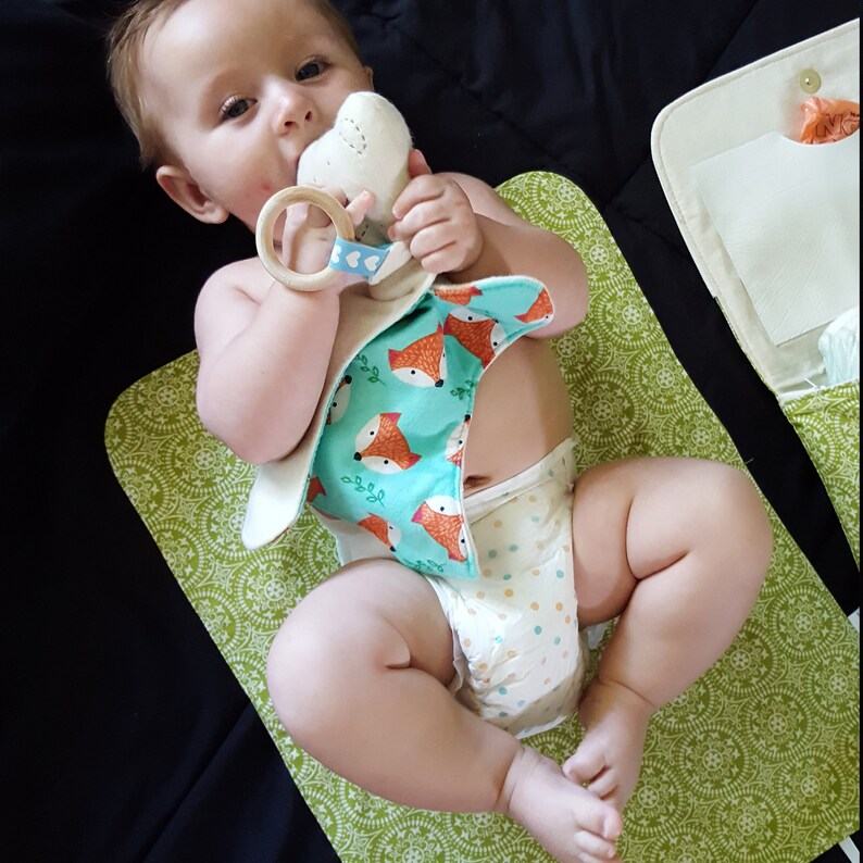 Wipeable baby change mat cover travel change mat nappy wallet change mat cross print pattern change mat cover