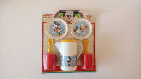 minnie mouse pretend play